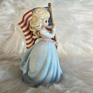 Precious Moments “God Shed His Grace on Thee”